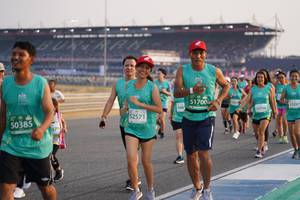 BIB: 51700, 53287, 52571, 50385, 079
                            <button type="button" onclick="openModal(10512679)" class="btn btn-primary btn-sm float-right btn-popup" data-toggle="modal" data-target=".modal-high-quality">
                        <i class="fas fa-shopping-cart"></i> Add to Cart
                    </button>
                                            <button type="button" onclick="isThisMe(10512679, true)" class="btn btn-success btn-sm float-right btn-popup btn-isme hidden" data-toggle="tooltip" data-placement="bottom" title="นี่คือรูปของคุณใช่ไหม คลิกที่นี่เพื่อเอาเข้าอัลบั้ม">
                        <i class="fas fa-plus"></i> Add to album
                    </button>
                    <button type="button" onclick="isThisMe(10512679, false)" class="btn btn-warning btn-sm float-right btn-popup btn-isnotme hidden">
                        <i class="fas fa-ban"></i> Remove from album
                    </button>