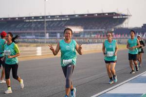 BIB: 818, 1103, 52762
                            <button type="button" onclick="openModal(10511321)" class="btn btn-primary btn-sm float-right btn-popup" data-toggle="modal" data-target=".modal-high-quality">
                        <i class="fas fa-shopping-cart"></i> Add to Cart
                    </button>
                                            <button type="button" onclick="isThisMe(10511321, true)" class="btn btn-success btn-sm float-right btn-popup btn-isme hidden" data-toggle="tooltip" data-placement="bottom" title="นี่คือรูปของคุณใช่ไหม คลิกที่นี่เพื่อเอาเข้าอัลบั้ม">
                        <i class="fas fa-plus"></i> Add to album
                    </button>
                    <button type="button" onclick="isThisMe(10511321, false)" class="btn btn-warning btn-sm float-right btn-popup btn-isnotme hidden">
                        <i class="fas fa-ban"></i> Remove from album
                    </button>