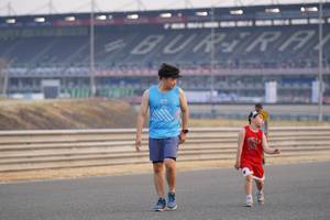 BIB: 
                            <button type="button" onclick="openModal(10520570)" class="btn btn-primary btn-sm float-right btn-popup" data-toggle="modal" data-target=".modal-high-quality">
                        <i class="fas fa-shopping-cart"></i> Add to Cart
                    </button>
                                            <button type="button" onclick="isThisMe(10520570, true)" class="btn btn-success btn-sm float-right btn-popup btn-isme hidden" data-toggle="tooltip" data-placement="bottom" title="นี่คือรูปของคุณใช่ไหม คลิกที่นี่เพื่อเอาเข้าอัลบั้ม">
                        <i class="fas fa-plus"></i> Add to album
                    </button>
                    <button type="button" onclick="isThisMe(10520570, false)" class="btn btn-warning btn-sm float-right btn-popup btn-isnotme hidden">
                        <i class="fas fa-ban"></i> Remove from album
                    </button>