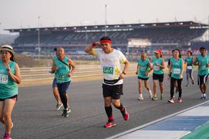 BIB: 52071, 51724, 117
                            <button type="button" onclick="openModal(10512166)" class="btn btn-primary btn-sm float-right btn-popup" data-toggle="modal" data-target=".modal-high-quality">
                        <i class="fas fa-shopping-cart"></i> Add to Cart
                    </button>
                                            <button type="button" onclick="isThisMe(10512166, true)" class="btn btn-success btn-sm float-right btn-popup btn-isme hidden" data-toggle="tooltip" data-placement="bottom" title="นี่คือรูปของคุณใช่ไหม คลิกที่นี่เพื่อเอาเข้าอัลบั้ม">
                        <i class="fas fa-plus"></i> Add to album
                    </button>
                    <button type="button" onclick="isThisMe(10512166, false)" class="btn btn-warning btn-sm float-right btn-popup btn-isnotme hidden">
                        <i class="fas fa-ban"></i> Remove from album
                    </button>