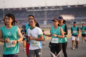 BIB: 52667, 52548, 5324
                            <button type="button" onclick="openModal(10511768)" class="btn btn-primary btn-sm float-right btn-popup" data-toggle="modal" data-target=".modal-high-quality">
                        <i class="fas fa-shopping-cart"></i> Add to Cart
                    </button>
                                            <button type="button" onclick="isThisMe(10511768, true)" class="btn btn-success btn-sm float-right btn-popup btn-isme hidden" data-toggle="tooltip" data-placement="bottom" title="นี่คือรูปของคุณใช่ไหม คลิกที่นี่เพื่อเอาเข้าอัลบั้ม">
                        <i class="fas fa-plus"></i> Add to album
                    </button>
                    <button type="button" onclick="isThisMe(10511768, false)" class="btn btn-warning btn-sm float-right btn-popup btn-isnotme hidden">
                        <i class="fas fa-ban"></i> Remove from album
                    </button>