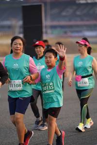 BIB: 51108, 51148, 50135
                            <button type="button" onclick="openModal(10518296)" class="btn btn-primary btn-sm float-right btn-popup" data-toggle="modal" data-target=".modal-high-quality">
                        <i class="fas fa-shopping-cart"></i> Add to Cart
                    </button>
                                            <button type="button" onclick="isThisMe(10518296, true)" class="btn btn-success btn-sm float-right btn-popup btn-isme hidden" data-toggle="tooltip" data-placement="bottom" title="นี่คือรูปของคุณใช่ไหม คลิกที่นี่เพื่อเอาเข้าอัลบั้ม">
                        <i class="fas fa-plus"></i> Add to album
                    </button>
                    <button type="button" onclick="isThisMe(10518296, false)" class="btn btn-warning btn-sm float-right btn-popup btn-isnotme hidden">
                        <i class="fas fa-ban"></i> Remove from album
                    </button>