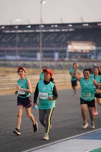 BIB: 5222, 51569, 50645
                            <button type="button" onclick="openModal(10514477)" class="btn btn-primary btn-sm float-right btn-popup" data-toggle="modal" data-target=".modal-high-quality">
                        <i class="fas fa-shopping-cart"></i> Add to Cart
                    </button>
                                            <button type="button" onclick="isThisMe(10514477, true)" class="btn btn-success btn-sm float-right btn-popup btn-isme hidden" data-toggle="tooltip" data-placement="bottom" title="นี่คือรูปของคุณใช่ไหม คลิกที่นี่เพื่อเอาเข้าอัลบั้ม">
                        <i class="fas fa-plus"></i> Add to album
                    </button>
                    <button type="button" onclick="isThisMe(10514477, false)" class="btn btn-warning btn-sm float-right btn-popup btn-isnotme hidden">
                        <i class="fas fa-ban"></i> Remove from album
                    </button>