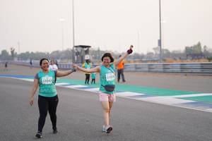 BIB: 1020, 51042
                            <button type="button" onclick="openModal(10521751)" class="btn btn-primary btn-sm float-right btn-popup" data-toggle="modal" data-target=".modal-high-quality">
                        <i class="fas fa-shopping-cart"></i> Add to Cart
                    </button>
                                            <button type="button" onclick="isThisMe(10521751, true)" class="btn btn-success btn-sm float-right btn-popup btn-isme hidden" data-toggle="tooltip" data-placement="bottom" title="นี่คือรูปของคุณใช่ไหม คลิกที่นี่เพื่อเอาเข้าอัลบั้ม">
                        <i class="fas fa-plus"></i> Add to album
                    </button>
                    <button type="button" onclick="isThisMe(10521751, false)" class="btn btn-warning btn-sm float-right btn-popup btn-isnotme hidden">
                        <i class="fas fa-ban"></i> Remove from album
                    </button>