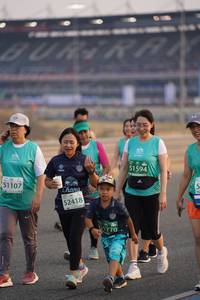 BIB: 51594, 51107, 52418, 1770
                            <button type="button" onclick="openModal(10518736)" class="btn btn-primary btn-sm float-right btn-popup" data-toggle="modal" data-target=".modal-high-quality">
                        <i class="fas fa-shopping-cart"></i> Add to Cart
                    </button>
                                            <button type="button" onclick="isThisMe(10518736, true)" class="btn btn-success btn-sm float-right btn-popup btn-isme hidden" data-toggle="tooltip" data-placement="bottom" title="นี่คือรูปของคุณใช่ไหม คลิกที่นี่เพื่อเอาเข้าอัลบั้ม">
                        <i class="fas fa-plus"></i> Add to album
                    </button>
                    <button type="button" onclick="isThisMe(10518736, false)" class="btn btn-warning btn-sm float-right btn-popup btn-isnotme hidden">
                        <i class="fas fa-ban"></i> Remove from album
                    </button>