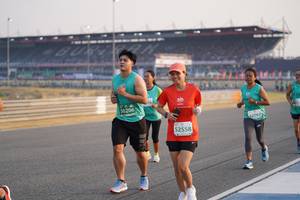 BIB: 50206, 62762, 52558
                            <button type="button" onclick="openModal(10511270)" class="btn btn-primary btn-sm float-right btn-popup" data-toggle="modal" data-target=".modal-high-quality">
                        <i class="fas fa-shopping-cart"></i> Add to Cart
                    </button>
                                            <button type="button" onclick="isThisMe(10511270, true)" class="btn btn-success btn-sm float-right btn-popup btn-isme hidden" data-toggle="tooltip" data-placement="bottom" title="นี่คือรูปของคุณใช่ไหม คลิกที่นี่เพื่อเอาเข้าอัลบั้ม">
                        <i class="fas fa-plus"></i> Add to album
                    </button>
                    <button type="button" onclick="isThisMe(10511270, false)" class="btn btn-warning btn-sm float-right btn-popup btn-isnotme hidden">
                        <i class="fas fa-ban"></i> Remove from album
                    </button>