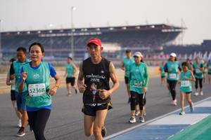 BIB: 2020, 52368
                            <button type="button" onclick="openModal(10511980)" class="btn btn-primary btn-sm float-right btn-popup" data-toggle="modal" data-target=".modal-high-quality">
                        <i class="fas fa-shopping-cart"></i> Add to Cart
                    </button>
                                            <button type="button" onclick="isThisMe(10511980, true)" class="btn btn-success btn-sm float-right btn-popup btn-isme hidden" data-toggle="tooltip" data-placement="bottom" title="นี่คือรูปของคุณใช่ไหม คลิกที่นี่เพื่อเอาเข้าอัลบั้ม">
                        <i class="fas fa-plus"></i> Add to album
                    </button>
                    <button type="button" onclick="isThisMe(10511980, false)" class="btn btn-warning btn-sm float-right btn-popup btn-isnotme hidden">
                        <i class="fas fa-ban"></i> Remove from album
                    </button>