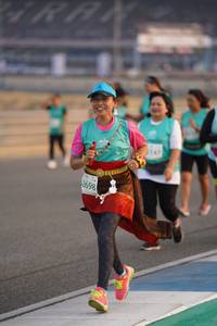 BIB: 2698
                            <button type="button" onclick="openModal(10518505)" class="btn btn-primary btn-sm float-right btn-popup" data-toggle="modal" data-target=".modal-high-quality">
                        <i class="fas fa-shopping-cart"></i> Add to Cart
                    </button>
                                            <button type="button" onclick="isThisMe(10518505, true)" class="btn btn-success btn-sm float-right btn-popup btn-isme hidden" data-toggle="tooltip" data-placement="bottom" title="นี่คือรูปของคุณใช่ไหม คลิกที่นี่เพื่อเอาเข้าอัลบั้ม">
                        <i class="fas fa-plus"></i> Add to album
                    </button>
                    <button type="button" onclick="isThisMe(10518505, false)" class="btn btn-warning btn-sm float-right btn-popup btn-isnotme hidden">
                        <i class="fas fa-ban"></i> Remove from album
                    </button>