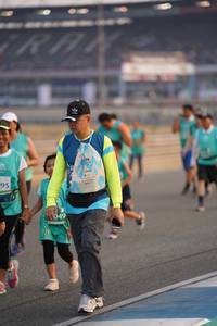 BIB: 049
                            <button type="button" onclick="openModal(10518604)" class="btn btn-primary btn-sm float-right btn-popup" data-toggle="modal" data-target=".modal-high-quality">
                        <i class="fas fa-shopping-cart"></i> Add to Cart
                    </button>
                                            <button type="button" onclick="isThisMe(10518604, true)" class="btn btn-success btn-sm float-right btn-popup btn-isme hidden" data-toggle="tooltip" data-placement="bottom" title="นี่คือรูปของคุณใช่ไหม คลิกที่นี่เพื่อเอาเข้าอัลบั้ม">
                        <i class="fas fa-plus"></i> Add to album
                    </button>
                    <button type="button" onclick="isThisMe(10518604, false)" class="btn btn-warning btn-sm float-right btn-popup btn-isnotme hidden">
                        <i class="fas fa-ban"></i> Remove from album
                    </button>