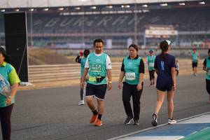 BIB: 50375, 53306
                            <button type="button" onclick="openModal(10519385)" class="btn btn-primary btn-sm float-right btn-popup" data-toggle="modal" data-target=".modal-high-quality">
                        <i class="fas fa-shopping-cart"></i> Add to Cart
                    </button>
                                            <button type="button" onclick="isThisMe(10519385, true)" class="btn btn-success btn-sm float-right btn-popup btn-isme hidden" data-toggle="tooltip" data-placement="bottom" title="นี่คือรูปของคุณใช่ไหม คลิกที่นี่เพื่อเอาเข้าอัลบั้ม">
                        <i class="fas fa-plus"></i> Add to album
                    </button>
                    <button type="button" onclick="isThisMe(10519385, false)" class="btn btn-warning btn-sm float-right btn-popup btn-isnotme hidden">
                        <i class="fas fa-ban"></i> Remove from album
                    </button>