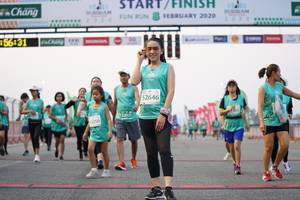 BIB: 4004, 2020, 5631, 52646, 52025, 2250, 
                            <button type="button" onclick="openModal(10522883)" class="btn btn-primary btn-sm float-right btn-popup" data-toggle="modal" data-target=".modal-high-quality">
                        <i class="fas fa-shopping-cart"></i> Add to Cart
                    </button>
                                            <button type="button" onclick="isThisMe(10522883, true)" class="btn btn-success btn-sm float-right btn-popup btn-isme hidden" data-toggle="tooltip" data-placement="bottom" title="นี่คือรูปของคุณใช่ไหม คลิกที่นี่เพื่อเอาเข้าอัลบั้ม">
                        <i class="fas fa-plus"></i> Add to album
                    </button>
                    <button type="button" onclick="isThisMe(10522883, false)" class="btn btn-warning btn-sm float-right btn-popup btn-isnotme hidden">
                        <i class="fas fa-ban"></i> Remove from album
                    </button>