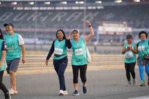 BIB: 50255, 52352, 83398
                            <button type="button" onclick="openModal(10521235)" class="btn btn-primary btn-sm float-right btn-popup" data-toggle="modal" data-target=".modal-high-quality">
                        <i class="fas fa-shopping-cart"></i> Add to Cart
                    </button>
                                            <button type="button" onclick="isThisMe(10521235, true)" class="btn btn-success btn-sm float-right btn-popup btn-isme hidden" data-toggle="tooltip" data-placement="bottom" title="นี่คือรูปของคุณใช่ไหม คลิกที่นี่เพื่อเอาเข้าอัลบั้ม">
                        <i class="fas fa-plus"></i> Add to album
                    </button>
                    <button type="button" onclick="isThisMe(10521235, false)" class="btn btn-warning btn-sm float-right btn-popup btn-isnotme hidden">
                        <i class="fas fa-ban"></i> Remove from album
                    </button>