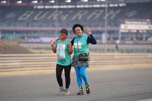 BIB: 129, 
                            <button type="button" onclick="openModal(10521244)" class="btn btn-primary btn-sm float-right btn-popup" data-toggle="modal" data-target=".modal-high-quality">
                        <i class="fas fa-shopping-cart"></i> Add to Cart
                    </button>
                                            <button type="button" onclick="isThisMe(10521244, true)" class="btn btn-success btn-sm float-right btn-popup btn-isme hidden" data-toggle="tooltip" data-placement="bottom" title="นี่คือรูปของคุณใช่ไหม คลิกที่นี่เพื่อเอาเข้าอัลบั้ม">
                        <i class="fas fa-plus"></i> Add to album
                    </button>
                    <button type="button" onclick="isThisMe(10521244, false)" class="btn btn-warning btn-sm float-right btn-popup btn-isnotme hidden">
                        <i class="fas fa-ban"></i> Remove from album
                    </button>