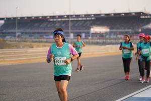 BIB: 5077
                            <button type="button" onclick="openModal(10511643)" class="btn btn-primary btn-sm float-right btn-popup" data-toggle="modal" data-target=".modal-high-quality">
                        <i class="fas fa-shopping-cart"></i> Add to Cart
                    </button>
                                            <button type="button" onclick="isThisMe(10511643, true)" class="btn btn-success btn-sm float-right btn-popup btn-isme hidden" data-toggle="tooltip" data-placement="bottom" title="นี่คือรูปของคุณใช่ไหม คลิกที่นี่เพื่อเอาเข้าอัลบั้ม">
                        <i class="fas fa-plus"></i> Add to album
                    </button>
                    <button type="button" onclick="isThisMe(10511643, false)" class="btn btn-warning btn-sm float-right btn-popup btn-isnotme hidden">
                        <i class="fas fa-ban"></i> Remove from album
                    </button>