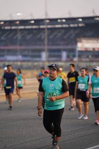 BIB: 526
                            <button type="button" onclick="openModal(10514654)" class="btn btn-primary btn-sm float-right btn-popup" data-toggle="modal" data-target=".modal-high-quality">
                        <i class="fas fa-shopping-cart"></i> Add to Cart
                    </button>
                                            <button type="button" onclick="isThisMe(10514654, true)" class="btn btn-success btn-sm float-right btn-popup btn-isme hidden" data-toggle="tooltip" data-placement="bottom" title="นี่คือรูปของคุณใช่ไหม คลิกที่นี่เพื่อเอาเข้าอัลบั้ม">
                        <i class="fas fa-plus"></i> Add to album
                    </button>
                    <button type="button" onclick="isThisMe(10514654, false)" class="btn btn-warning btn-sm float-right btn-popup btn-isnotme hidden">
                        <i class="fas fa-ban"></i> Remove from album
                    </button>