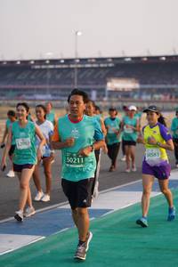 BIB: 52957, 50583, 50211
                            <button type="button" onclick="openModal(10514364)" class="btn btn-primary btn-sm float-right btn-popup" data-toggle="modal" data-target=".modal-high-quality">
                        <i class="fas fa-shopping-cart"></i> Add to Cart
                    </button>
                                            <button type="button" onclick="isThisMe(10514364, true)" class="btn btn-success btn-sm float-right btn-popup btn-isme hidden" data-toggle="tooltip" data-placement="bottom" title="นี่คือรูปของคุณใช่ไหม คลิกที่นี่เพื่อเอาเข้าอัลบั้ม">
                        <i class="fas fa-plus"></i> Add to album
                    </button>
                    <button type="button" onclick="isThisMe(10514364, false)" class="btn btn-warning btn-sm float-right btn-popup btn-isnotme hidden">
                        <i class="fas fa-ban"></i> Remove from album
                    </button>