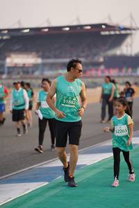 BIB: 51882, 52265
                            <button type="button" onclick="openModal(10518607)" class="btn btn-primary btn-sm float-right btn-popup" data-toggle="modal" data-target=".modal-high-quality">
                        <i class="fas fa-shopping-cart"></i> Add to Cart
                    </button>
                                            <button type="button" onclick="isThisMe(10518607, true)" class="btn btn-success btn-sm float-right btn-popup btn-isme hidden" data-toggle="tooltip" data-placement="bottom" title="นี่คือรูปของคุณใช่ไหม คลิกที่นี่เพื่อเอาเข้าอัลบั้ม">
                        <i class="fas fa-plus"></i> Add to album
                    </button>
                    <button type="button" onclick="isThisMe(10518607, false)" class="btn btn-warning btn-sm float-right btn-popup btn-isnotme hidden">
                        <i class="fas fa-ban"></i> Remove from album
                    </button>