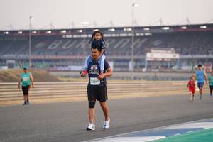 BIB: 52269
                            <button type="button" onclick="openModal(10520412)" class="btn btn-primary btn-sm float-right btn-popup" data-toggle="modal" data-target=".modal-high-quality">
                        <i class="fas fa-shopping-cart"></i> Add to Cart
                    </button>
                                            <button type="button" onclick="isThisMe(10520412, true)" class="btn btn-success btn-sm float-right btn-popup btn-isme hidden" data-toggle="tooltip" data-placement="bottom" title="นี่คือรูปของคุณใช่ไหม คลิกที่นี่เพื่อเอาเข้าอัลบั้ม">
                        <i class="fas fa-plus"></i> Add to album
                    </button>
                    <button type="button" onclick="isThisMe(10520412, false)" class="btn btn-warning btn-sm float-right btn-popup btn-isnotme hidden">
                        <i class="fas fa-ban"></i> Remove from album
                    </button>