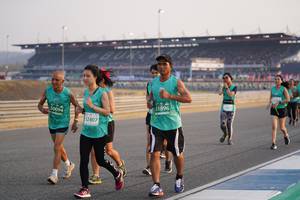 BIB: 51896, 50094, 2407
                            <button type="button" onclick="openModal(10512290)" class="btn btn-primary btn-sm float-right btn-popup" data-toggle="modal" data-target=".modal-high-quality">
                        <i class="fas fa-shopping-cart"></i> Add to Cart
                    </button>
                                            <button type="button" onclick="isThisMe(10512290, true)" class="btn btn-success btn-sm float-right btn-popup btn-isme hidden" data-toggle="tooltip" data-placement="bottom" title="นี่คือรูปของคุณใช่ไหม คลิกที่นี่เพื่อเอาเข้าอัลบั้ม">
                        <i class="fas fa-plus"></i> Add to album
                    </button>
                    <button type="button" onclick="isThisMe(10512290, false)" class="btn btn-warning btn-sm float-right btn-popup btn-isnotme hidden">
                        <i class="fas fa-ban"></i> Remove from album
                    </button>