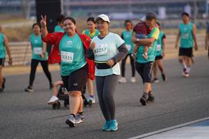 BIB: 52257, 53335
                            <button type="button" onclick="openModal(10519137)" class="btn btn-primary btn-sm float-right btn-popup" data-toggle="modal" data-target=".modal-high-quality">
                        <i class="fas fa-shopping-cart"></i> Add to Cart
                    </button>
                                            <button type="button" onclick="isThisMe(10519137, true)" class="btn btn-success btn-sm float-right btn-popup btn-isme hidden" data-toggle="tooltip" data-placement="bottom" title="นี่คือรูปของคุณใช่ไหม คลิกที่นี่เพื่อเอาเข้าอัลบั้ม">
                        <i class="fas fa-plus"></i> Add to album
                    </button>
                    <button type="button" onclick="isThisMe(10519137, false)" class="btn btn-warning btn-sm float-right btn-popup btn-isnotme hidden">
                        <i class="fas fa-ban"></i> Remove from album
                    </button>