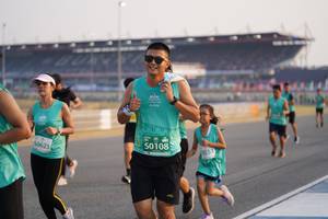 BIB: 50108, 50623
                            <button type="button" onclick="openModal(10511551)" class="btn btn-primary btn-sm float-right btn-popup" data-toggle="modal" data-target=".modal-high-quality">
                        <i class="fas fa-shopping-cart"></i> Add to Cart
                    </button>
                                            <button type="button" onclick="isThisMe(10511551, true)" class="btn btn-success btn-sm float-right btn-popup btn-isme hidden" data-toggle="tooltip" data-placement="bottom" title="นี่คือรูปของคุณใช่ไหม คลิกที่นี่เพื่อเอาเข้าอัลบั้ม">
                        <i class="fas fa-plus"></i> Add to album
                    </button>
                    <button type="button" onclick="isThisMe(10511551, false)" class="btn btn-warning btn-sm float-right btn-popup btn-isnotme hidden">
                        <i class="fas fa-ban"></i> Remove from album
                    </button>