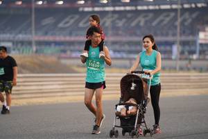 BIB: 51639
                            <button type="button" onclick="openModal(10519966)" class="btn btn-primary btn-sm float-right btn-popup" data-toggle="modal" data-target=".modal-high-quality">
                        <i class="fas fa-shopping-cart"></i> Add to Cart
                    </button>
                                            <button type="button" onclick="isThisMe(10519966, true)" class="btn btn-success btn-sm float-right btn-popup btn-isme hidden" data-toggle="tooltip" data-placement="bottom" title="นี่คือรูปของคุณใช่ไหม คลิกที่นี่เพื่อเอาเข้าอัลบั้ม">
                        <i class="fas fa-plus"></i> Add to album
                    </button>
                    <button type="button" onclick="isThisMe(10519966, false)" class="btn btn-warning btn-sm float-right btn-popup btn-isnotme hidden">
                        <i class="fas fa-ban"></i> Remove from album
                    </button>