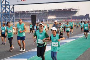 BIB: 10479, 0778, 50539
                            <button type="button" onclick="openModal(10515047)" class="btn btn-primary btn-sm float-right btn-popup" data-toggle="modal" data-target=".modal-high-quality">
                        <i class="fas fa-shopping-cart"></i> Add to Cart
                    </button>
                                            <button type="button" onclick="isThisMe(10515047, true)" class="btn btn-success btn-sm float-right btn-popup btn-isme hidden" data-toggle="tooltip" data-placement="bottom" title="นี่คือรูปของคุณใช่ไหม คลิกที่นี่เพื่อเอาเข้าอัลบั้ม">
                        <i class="fas fa-plus"></i> Add to album
                    </button>
                    <button type="button" onclick="isThisMe(10515047, false)" class="btn btn-warning btn-sm float-right btn-popup btn-isnotme hidden">
                        <i class="fas fa-ban"></i> Remove from album
                    </button>