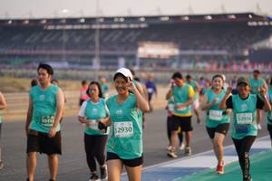 BIB: 50410, 52976, 52930
                            <button type="button" onclick="openModal(10513842)" class="btn btn-primary btn-sm float-right btn-popup" data-toggle="modal" data-target=".modal-high-quality">
                        <i class="fas fa-shopping-cart"></i> Add to Cart
                    </button>
                                            <button type="button" onclick="isThisMe(10513842, true)" class="btn btn-success btn-sm float-right btn-popup btn-isme hidden" data-toggle="tooltip" data-placement="bottom" title="นี่คือรูปของคุณใช่ไหม คลิกที่นี่เพื่อเอาเข้าอัลบั้ม">
                        <i class="fas fa-plus"></i> Add to album
                    </button>
                    <button type="button" onclick="isThisMe(10513842, false)" class="btn btn-warning btn-sm float-right btn-popup btn-isnotme hidden">
                        <i class="fas fa-ban"></i> Remove from album
                    </button>