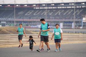 BIB: 52032, 53021, 
                            <button type="button" onclick="openModal(10520815)" class="btn btn-primary btn-sm float-right btn-popup" data-toggle="modal" data-target=".modal-high-quality">
                        <i class="fas fa-shopping-cart"></i> Add to Cart
                    </button>
                                            <button type="button" onclick="isThisMe(10520815, true)" class="btn btn-success btn-sm float-right btn-popup btn-isme hidden" data-toggle="tooltip" data-placement="bottom" title="นี่คือรูปของคุณใช่ไหม คลิกที่นี่เพื่อเอาเข้าอัลบั้ม">
                        <i class="fas fa-plus"></i> Add to album
                    </button>
                    <button type="button" onclick="isThisMe(10520815, false)" class="btn btn-warning btn-sm float-right btn-popup btn-isnotme hidden">
                        <i class="fas fa-ban"></i> Remove from album
                    </button>