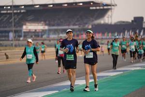 BIB: 1116, 51645, 010
                            <button type="button" onclick="openModal(10519415)" class="btn btn-primary btn-sm float-right btn-popup" data-toggle="modal" data-target=".modal-high-quality">
                        <i class="fas fa-shopping-cart"></i> Add to Cart
                    </button>
                                            <button type="button" onclick="isThisMe(10519415, true)" class="btn btn-success btn-sm float-right btn-popup btn-isme hidden" data-toggle="tooltip" data-placement="bottom" title="นี่คือรูปของคุณใช่ไหม คลิกที่นี่เพื่อเอาเข้าอัลบั้ม">
                        <i class="fas fa-plus"></i> Add to album
                    </button>
                    <button type="button" onclick="isThisMe(10519415, false)" class="btn btn-warning btn-sm float-right btn-popup btn-isnotme hidden">
                        <i class="fas fa-ban"></i> Remove from album
                    </button>