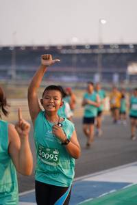 BIB: 0095
                            <button type="button" onclick="openModal(10514325)" class="btn btn-primary btn-sm float-right btn-popup" data-toggle="modal" data-target=".modal-high-quality">
                        <i class="fas fa-shopping-cart"></i> Add to Cart
                    </button>
                                            <button type="button" onclick="isThisMe(10514325, true)" class="btn btn-success btn-sm float-right btn-popup btn-isme hidden" data-toggle="tooltip" data-placement="bottom" title="นี่คือรูปของคุณใช่ไหม คลิกที่นี่เพื่อเอาเข้าอัลบั้ม">
                        <i class="fas fa-plus"></i> Add to album
                    </button>
                    <button type="button" onclick="isThisMe(10514325, false)" class="btn btn-warning btn-sm float-right btn-popup btn-isnotme hidden">
                        <i class="fas fa-ban"></i> Remove from album
                    </button>