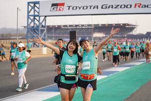 BIB: 2448, 50677
                            <button type="button" onclick="openModal(10514895)" class="btn btn-primary btn-sm float-right btn-popup" data-toggle="modal" data-target=".modal-high-quality">
                        <i class="fas fa-shopping-cart"></i> Add to Cart
                    </button>
                                            <button type="button" onclick="isThisMe(10514895, true)" class="btn btn-success btn-sm float-right btn-popup btn-isme hidden" data-toggle="tooltip" data-placement="bottom" title="นี่คือรูปของคุณใช่ไหม คลิกที่นี่เพื่อเอาเข้าอัลบั้ม">
                        <i class="fas fa-plus"></i> Add to album
                    </button>
                    <button type="button" onclick="isThisMe(10514895, false)" class="btn btn-warning btn-sm float-right btn-popup btn-isnotme hidden">
                        <i class="fas fa-ban"></i> Remove from album
                    </button>