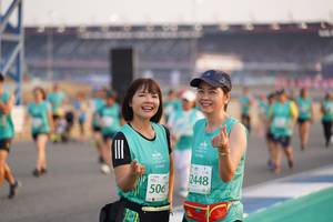 BIB: 2448, 506
                            <button type="button" onclick="openModal(10514890)" class="btn btn-primary btn-sm float-right btn-popup" data-toggle="modal" data-target=".modal-high-quality">
                        <i class="fas fa-shopping-cart"></i> Add to Cart
                    </button>
                                            <button type="button" onclick="isThisMe(10514890, true)" class="btn btn-success btn-sm float-right btn-popup btn-isme hidden" data-toggle="tooltip" data-placement="bottom" title="นี่คือรูปของคุณใช่ไหม คลิกที่นี่เพื่อเอาเข้าอัลบั้ม">
                        <i class="fas fa-plus"></i> Add to album
                    </button>
                    <button type="button" onclick="isThisMe(10514890, false)" class="btn btn-warning btn-sm float-right btn-popup btn-isnotme hidden">
                        <i class="fas fa-ban"></i> Remove from album
                    </button>