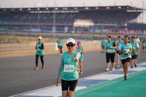 BIB: 52278
                            <button type="button" onclick="openModal(10513702)" class="btn btn-primary btn-sm float-right btn-popup" data-toggle="modal" data-target=".modal-high-quality">
                        <i class="fas fa-shopping-cart"></i> Add to Cart
                    </button>
                                            <button type="button" onclick="isThisMe(10513702, true)" class="btn btn-success btn-sm float-right btn-popup btn-isme hidden" data-toggle="tooltip" data-placement="bottom" title="นี่คือรูปของคุณใช่ไหม คลิกที่นี่เพื่อเอาเข้าอัลบั้ม">
                        <i class="fas fa-plus"></i> Add to album
                    </button>
                    <button type="button" onclick="isThisMe(10513702, false)" class="btn btn-warning btn-sm float-right btn-popup btn-isnotme hidden">
                        <i class="fas fa-ban"></i> Remove from album
                    </button>