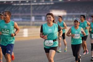 BIB: 2349, 70294, 51204
                            <button type="button" onclick="openModal(10511250)" class="btn btn-primary btn-sm float-right btn-popup" data-toggle="modal" data-target=".modal-high-quality">
                        <i class="fas fa-shopping-cart"></i> Add to Cart
                    </button>
                                            <button type="button" onclick="isThisMe(10511250, true)" class="btn btn-success btn-sm float-right btn-popup btn-isme hidden" data-toggle="tooltip" data-placement="bottom" title="นี่คือรูปของคุณใช่ไหม คลิกที่นี่เพื่อเอาเข้าอัลบั้ม">
                        <i class="fas fa-plus"></i> Add to album
                    </button>
                    <button type="button" onclick="isThisMe(10511250, false)" class="btn btn-warning btn-sm float-right btn-popup btn-isnotme hidden">
                        <i class="fas fa-ban"></i> Remove from album
                    </button>