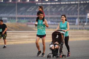 BIB: 51639, 523
                            <button type="button" onclick="openModal(10519965)" class="btn btn-primary btn-sm float-right btn-popup" data-toggle="modal" data-target=".modal-high-quality">
                        <i class="fas fa-shopping-cart"></i> Add to Cart
                    </button>
                                            <button type="button" onclick="isThisMe(10519965, true)" class="btn btn-success btn-sm float-right btn-popup btn-isme hidden" data-toggle="tooltip" data-placement="bottom" title="นี่คือรูปของคุณใช่ไหม คลิกที่นี่เพื่อเอาเข้าอัลบั้ม">
                        <i class="fas fa-plus"></i> Add to album
                    </button>
                    <button type="button" onclick="isThisMe(10519965, false)" class="btn btn-warning btn-sm float-right btn-popup btn-isnotme hidden">
                        <i class="fas fa-ban"></i> Remove from album
                    </button>