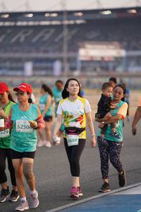 BIB: 52500, 529, 0688
                            <button type="button" onclick="openModal(10517569)" class="btn btn-primary btn-sm float-right btn-popup" data-toggle="modal" data-target=".modal-high-quality">
                        <i class="fas fa-shopping-cart"></i> Add to Cart
                    </button>
                                            <button type="button" onclick="isThisMe(10517569, true)" class="btn btn-success btn-sm float-right btn-popup btn-isme hidden" data-toggle="tooltip" data-placement="bottom" title="นี่คือรูปของคุณใช่ไหม คลิกที่นี่เพื่อเอาเข้าอัลบั้ม">
                        <i class="fas fa-plus"></i> Add to album
                    </button>
                    <button type="button" onclick="isThisMe(10517569, false)" class="btn btn-warning btn-sm float-right btn-popup btn-isnotme hidden">
                        <i class="fas fa-ban"></i> Remove from album
                    </button>