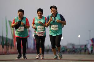 BIB: 53269, 52656, 3019
                            <button type="button" onclick="openModal(10524276)" class="btn btn-primary btn-sm float-right btn-popup" data-toggle="modal" data-target=".modal-high-quality">
                        <i class="fas fa-shopping-cart"></i> Add to Cart
                    </button>
                                            <button type="button" onclick="isThisMe(10524276, true)" class="btn btn-success btn-sm float-right btn-popup btn-isme hidden" data-toggle="tooltip" data-placement="bottom" title="นี่คือรูปของคุณใช่ไหม คลิกที่นี่เพื่อเอาเข้าอัลบั้ม">
                        <i class="fas fa-plus"></i> Add to album
                    </button>
                    <button type="button" onclick="isThisMe(10524276, false)" class="btn btn-warning btn-sm float-right btn-popup btn-isnotme hidden">
                        <i class="fas fa-ban"></i> Remove from album
                    </button>