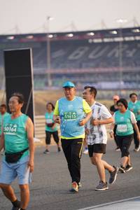 BIB: 51615, 50164, 53107
                            <button type="button" onclick="openModal(10515513)" class="btn btn-primary btn-sm float-right btn-popup" data-toggle="modal" data-target=".modal-high-quality">
                        <i class="fas fa-shopping-cart"></i> Add to Cart
                    </button>
                                            <button type="button" onclick="isThisMe(10515513, true)" class="btn btn-success btn-sm float-right btn-popup btn-isme hidden" data-toggle="tooltip" data-placement="bottom" title="นี่คือรูปของคุณใช่ไหม คลิกที่นี่เพื่อเอาเข้าอัลบั้ม">
                        <i class="fas fa-plus"></i> Add to album
                    </button>
                    <button type="button" onclick="isThisMe(10515513, false)" class="btn btn-warning btn-sm float-right btn-popup btn-isnotme hidden">
                        <i class="fas fa-ban"></i> Remove from album
                    </button>