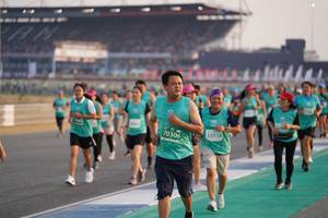 BIB: 53158, 70306
                            <button type="button" onclick="openModal(10513470)" class="btn btn-primary btn-sm float-right btn-popup" data-toggle="modal" data-target=".modal-high-quality">
                        <i class="fas fa-shopping-cart"></i> Add to Cart
                    </button>
                                            <button type="button" onclick="isThisMe(10513470, true)" class="btn btn-success btn-sm float-right btn-popup btn-isme hidden" data-toggle="tooltip" data-placement="bottom" title="นี่คือรูปของคุณใช่ไหม คลิกที่นี่เพื่อเอาเข้าอัลบั้ม">
                        <i class="fas fa-plus"></i> Add to album
                    </button>
                    <button type="button" onclick="isThisMe(10513470, false)" class="btn btn-warning btn-sm float-right btn-popup btn-isnotme hidden">
                        <i class="fas fa-ban"></i> Remove from album
                    </button>