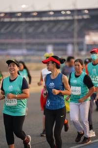 BIB: 1614, 80855, 53211
                            <button type="button" onclick="openModal(10516771)" class="btn btn-primary btn-sm float-right btn-popup" data-toggle="modal" data-target=".modal-high-quality">
                        <i class="fas fa-shopping-cart"></i> Add to Cart
                    </button>
                                            <button type="button" onclick="isThisMe(10516771, true)" class="btn btn-success btn-sm float-right btn-popup btn-isme hidden" data-toggle="tooltip" data-placement="bottom" title="นี่คือรูปของคุณใช่ไหม คลิกที่นี่เพื่อเอาเข้าอัลบั้ม">
                        <i class="fas fa-plus"></i> Add to album
                    </button>
                    <button type="button" onclick="isThisMe(10516771, false)" class="btn btn-warning btn-sm float-right btn-popup btn-isnotme hidden">
                        <i class="fas fa-ban"></i> Remove from album
                    </button>