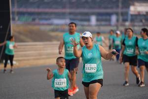 BIB: 53292, 52271
                            <button type="button" onclick="openModal(10519001)" class="btn btn-primary btn-sm float-right btn-popup" data-toggle="modal" data-target=".modal-high-quality">
                        <i class="fas fa-shopping-cart"></i> Add to Cart
                    </button>
                                            <button type="button" onclick="isThisMe(10519001, true)" class="btn btn-success btn-sm float-right btn-popup btn-isme hidden" data-toggle="tooltip" data-placement="bottom" title="นี่คือรูปของคุณใช่ไหม คลิกที่นี่เพื่อเอาเข้าอัลบั้ม">
                        <i class="fas fa-plus"></i> Add to album
                    </button>
                    <button type="button" onclick="isThisMe(10519001, false)" class="btn btn-warning btn-sm float-right btn-popup btn-isnotme hidden">
                        <i class="fas fa-ban"></i> Remove from album
                    </button>