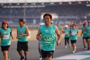 BIB: 70297, 2757
                            <button type="button" onclick="openModal(10512852)" class="btn btn-primary btn-sm float-right btn-popup" data-toggle="modal" data-target=".modal-high-quality">
                        <i class="fas fa-shopping-cart"></i> Add to Cart
                    </button>
                                            <button type="button" onclick="isThisMe(10512852, true)" class="btn btn-success btn-sm float-right btn-popup btn-isme hidden" data-toggle="tooltip" data-placement="bottom" title="นี่คือรูปของคุณใช่ไหม คลิกที่นี่เพื่อเอาเข้าอัลบั้ม">
                        <i class="fas fa-plus"></i> Add to album
                    </button>
                    <button type="button" onclick="isThisMe(10512852, false)" class="btn btn-warning btn-sm float-right btn-popup btn-isnotme hidden">
                        <i class="fas fa-ban"></i> Remove from album
                    </button>