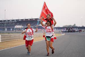 BIB: 51098, 50175, 
                            <button type="button" onclick="openModal(10521910)" class="btn btn-primary btn-sm float-right btn-popup" data-toggle="modal" data-target=".modal-high-quality">
                        <i class="fas fa-shopping-cart"></i> Add to Cart
                    </button>
                                            <button type="button" onclick="isThisMe(10521910, true)" class="btn btn-success btn-sm float-right btn-popup btn-isme hidden" data-toggle="tooltip" data-placement="bottom" title="นี่คือรูปของคุณใช่ไหม คลิกที่นี่เพื่อเอาเข้าอัลบั้ม">
                        <i class="fas fa-plus"></i> Add to album
                    </button>
                    <button type="button" onclick="isThisMe(10521910, false)" class="btn btn-warning btn-sm float-right btn-popup btn-isnotme hidden">
                        <i class="fas fa-ban"></i> Remove from album
                    </button>