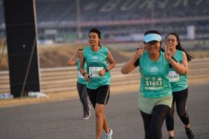 BIB: 5109, 2646, 51653
                            <button type="button" onclick="openModal(10519465)" class="btn btn-primary btn-sm float-right btn-popup" data-toggle="modal" data-target=".modal-high-quality">
                        <i class="fas fa-shopping-cart"></i> Add to Cart
                    </button>
                                            <button type="button" onclick="isThisMe(10519465, true)" class="btn btn-success btn-sm float-right btn-popup btn-isme hidden" data-toggle="tooltip" data-placement="bottom" title="นี่คือรูปของคุณใช่ไหม คลิกที่นี่เพื่อเอาเข้าอัลบั้ม">
                        <i class="fas fa-plus"></i> Add to album
                    </button>
                    <button type="button" onclick="isThisMe(10519465, false)" class="btn btn-warning btn-sm float-right btn-popup btn-isnotme hidden">
                        <i class="fas fa-ban"></i> Remove from album
                    </button>