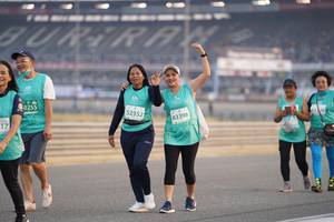 BIB: 0255, 52352, 83398
                            <button type="button" onclick="openModal(10521205)" class="btn btn-primary btn-sm float-right btn-popup" data-toggle="modal" data-target=".modal-high-quality">
                        <i class="fas fa-shopping-cart"></i> Add to Cart
                    </button>
                                            <button type="button" onclick="isThisMe(10521205, true)" class="btn btn-success btn-sm float-right btn-popup btn-isme hidden" data-toggle="tooltip" data-placement="bottom" title="นี่คือรูปของคุณใช่ไหม คลิกที่นี่เพื่อเอาเข้าอัลบั้ม">
                        <i class="fas fa-plus"></i> Add to album
                    </button>
                    <button type="button" onclick="isThisMe(10521205, false)" class="btn btn-warning btn-sm float-right btn-popup btn-isnotme hidden">
                        <i class="fas fa-ban"></i> Remove from album
                    </button>