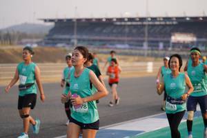 BIB: 1580, 043
                            <button type="button" onclick="openModal(10513642)" class="btn btn-primary btn-sm float-right btn-popup" data-toggle="modal" data-target=".modal-high-quality">
                        <i class="fas fa-shopping-cart"></i> Add to Cart
                    </button>
                                            <button type="button" onclick="isThisMe(10513642, true)" class="btn btn-success btn-sm float-right btn-popup btn-isme hidden" data-toggle="tooltip" data-placement="bottom" title="นี่คือรูปของคุณใช่ไหม คลิกที่นี่เพื่อเอาเข้าอัลบั้ม">
                        <i class="fas fa-plus"></i> Add to album
                    </button>
                    <button type="button" onclick="isThisMe(10513642, false)" class="btn btn-warning btn-sm float-right btn-popup btn-isnotme hidden">
                        <i class="fas fa-ban"></i> Remove from album
                    </button>