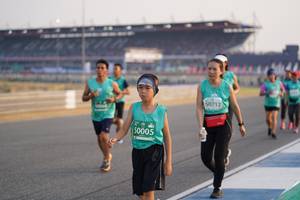 BIB: 50712, 50005
                            <button type="button" onclick="openModal(10511606)" class="btn btn-primary btn-sm float-right btn-popup" data-toggle="modal" data-target=".modal-high-quality">
                        <i class="fas fa-shopping-cart"></i> Add to Cart
                    </button>
                                            <button type="button" onclick="isThisMe(10511606, true)" class="btn btn-success btn-sm float-right btn-popup btn-isme hidden" data-toggle="tooltip" data-placement="bottom" title="นี่คือรูปของคุณใช่ไหม คลิกที่นี่เพื่อเอาเข้าอัลบั้ม">
                        <i class="fas fa-plus"></i> Add to album
                    </button>
                    <button type="button" onclick="isThisMe(10511606, false)" class="btn btn-warning btn-sm float-right btn-popup btn-isnotme hidden">
                        <i class="fas fa-ban"></i> Remove from album
                    </button>