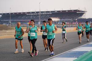 BIB: 51896, 094, 50635, 52407
                            <button type="button" onclick="openModal(10512269)" class="btn btn-primary btn-sm float-right btn-popup" data-toggle="modal" data-target=".modal-high-quality">
                        <i class="fas fa-shopping-cart"></i> Add to Cart
                    </button>
                                            <button type="button" onclick="isThisMe(10512269, true)" class="btn btn-success btn-sm float-right btn-popup btn-isme hidden" data-toggle="tooltip" data-placement="bottom" title="นี่คือรูปของคุณใช่ไหม คลิกที่นี่เพื่อเอาเข้าอัลบั้ม">
                        <i class="fas fa-plus"></i> Add to album
                    </button>
                    <button type="button" onclick="isThisMe(10512269, false)" class="btn btn-warning btn-sm float-right btn-popup btn-isnotme hidden">
                        <i class="fas fa-ban"></i> Remove from album
                    </button>