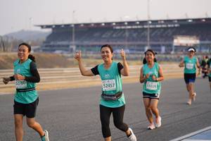 BIB: 52780, 52457, 51028, 
                            <button type="button" onclick="openModal(10512060)" class="btn btn-primary btn-sm float-right btn-popup" data-toggle="modal" data-target=".modal-high-quality">
                        <i class="fas fa-shopping-cart"></i> Add to Cart
                    </button>
                                            <button type="button" onclick="isThisMe(10512060, true)" class="btn btn-success btn-sm float-right btn-popup btn-isme hidden" data-toggle="tooltip" data-placement="bottom" title="นี่คือรูปของคุณใช่ไหม คลิกที่นี่เพื่อเอาเข้าอัลบั้ม">
                        <i class="fas fa-plus"></i> Add to album
                    </button>
                    <button type="button" onclick="isThisMe(10512060, false)" class="btn btn-warning btn-sm float-right btn-popup btn-isnotme hidden">
                        <i class="fas fa-ban"></i> Remove from album
                    </button>